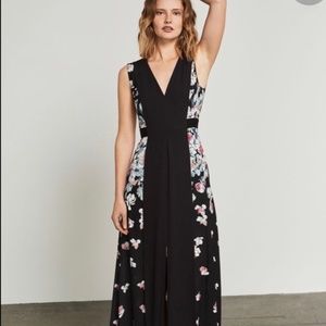 BCBGMAXAZRIA Black Floral Gown sz S